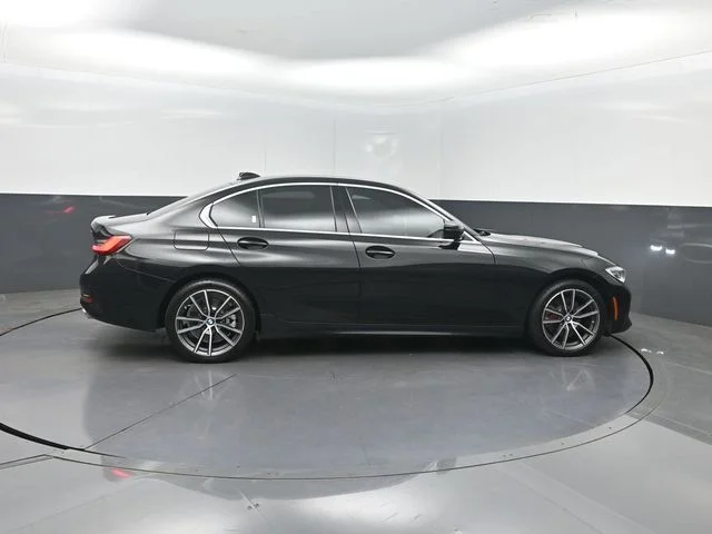 Used 2020 Black BMW 330i image 32