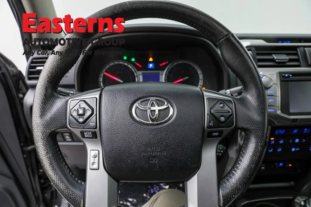 Used 2015 Gray Toyota Limited image 70