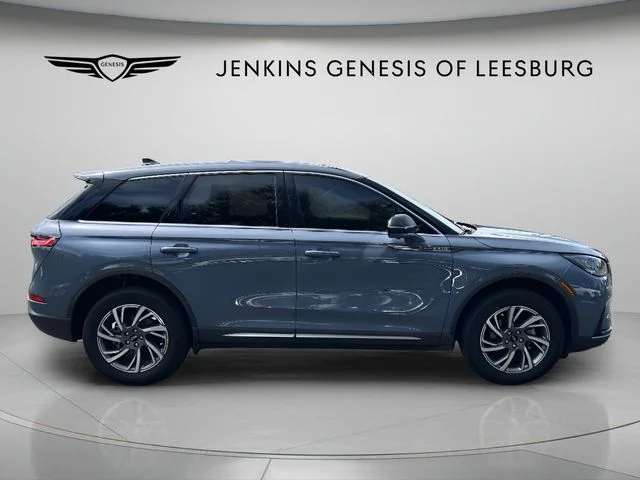 Used 2024 Blue Lincoln Premiere image 3