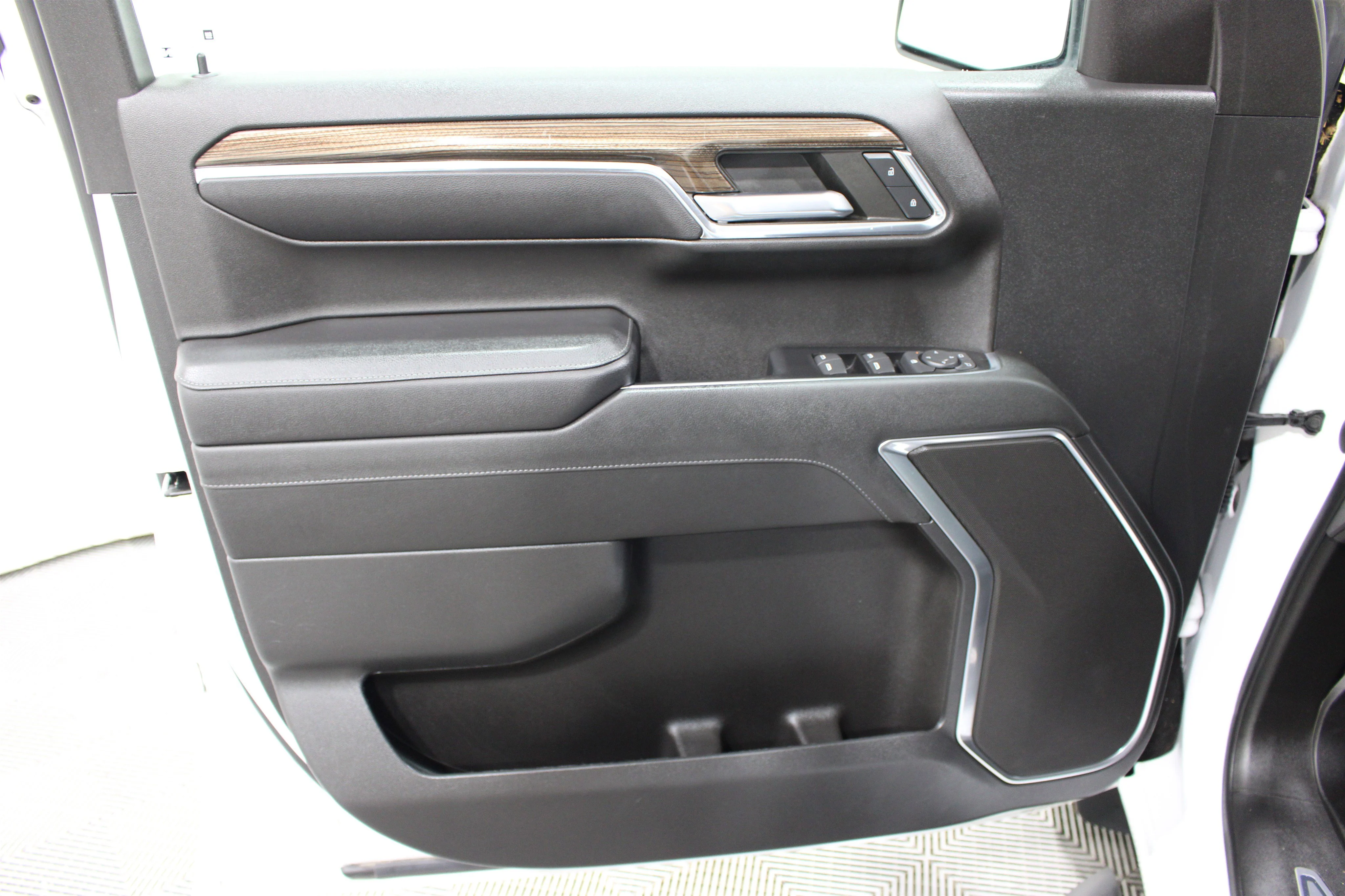 2023 Chevrolet Silverado 1500 RST - Photo 6