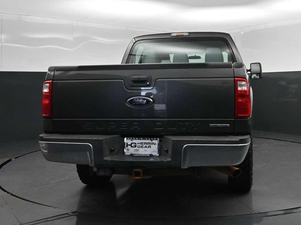 Used 2016 Gray Ford XL image 7