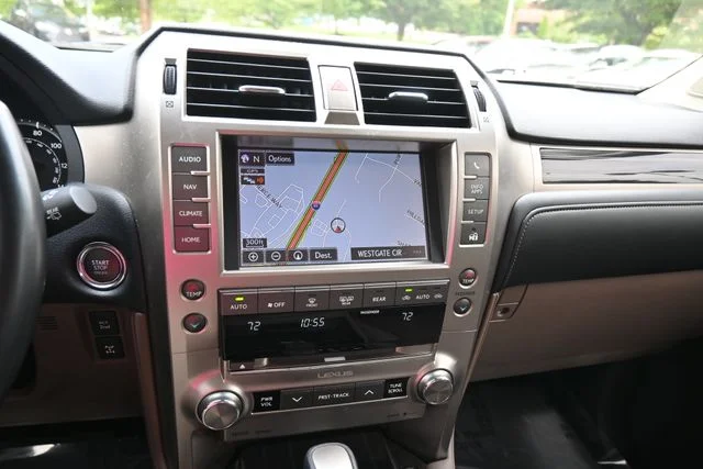 Used 2021 Gray Lexus 460 image 30