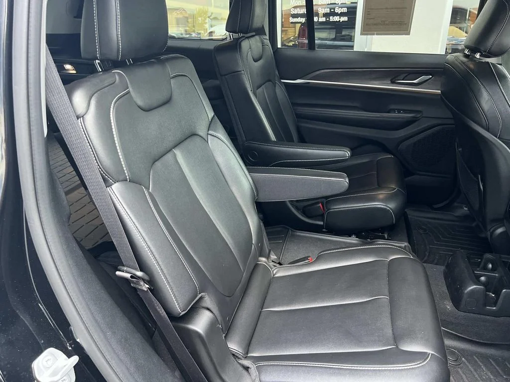 Used 2023 Black Jeep Limited image 13