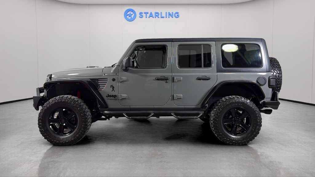 Used 2021 Gray Jeep Sport Altitude 4x4 image 3