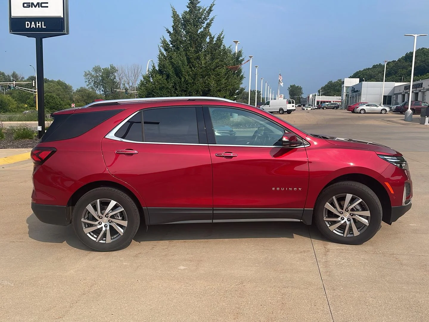 Used 2023 Chevrolet Equinox Premier with VIN 3GNAXXEG8PL142079 for sale in Winona, Minnesota