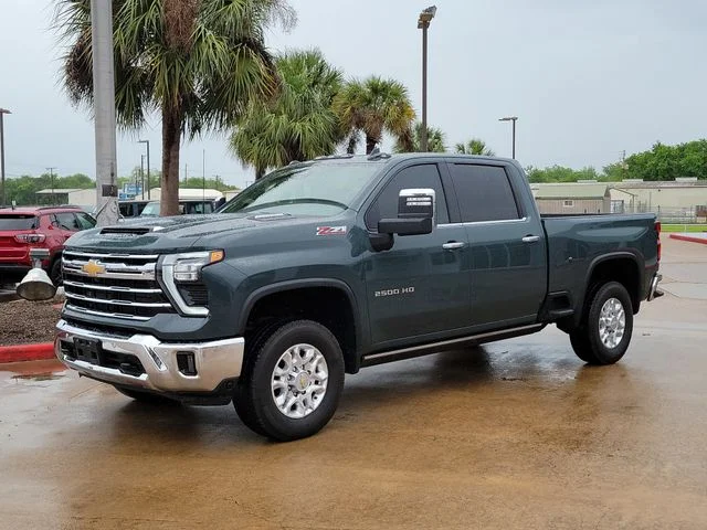 Used 2025 Gray Chevrolet LTZ image 3