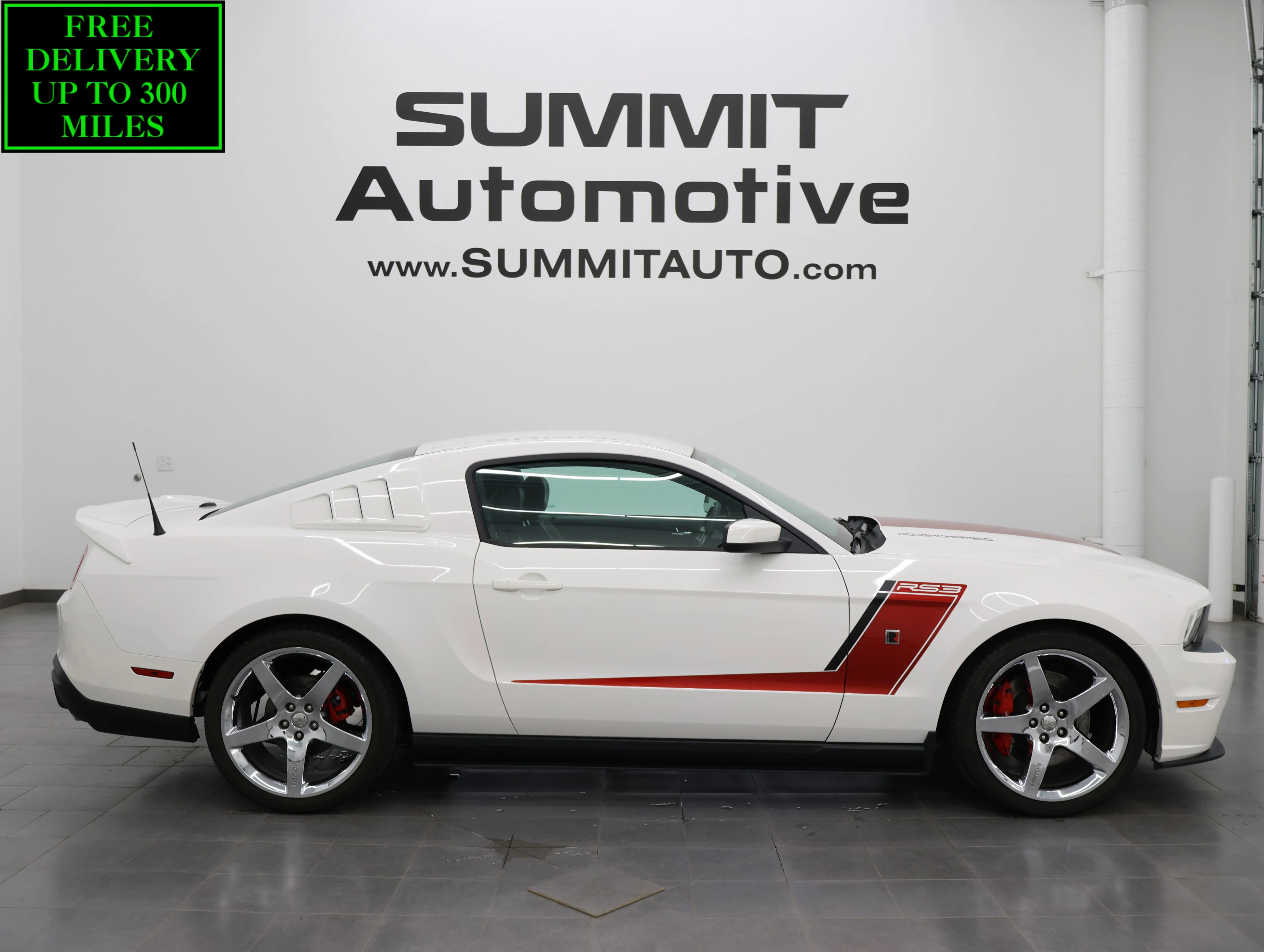 2012 Ford Mustang GT Premium's photo
