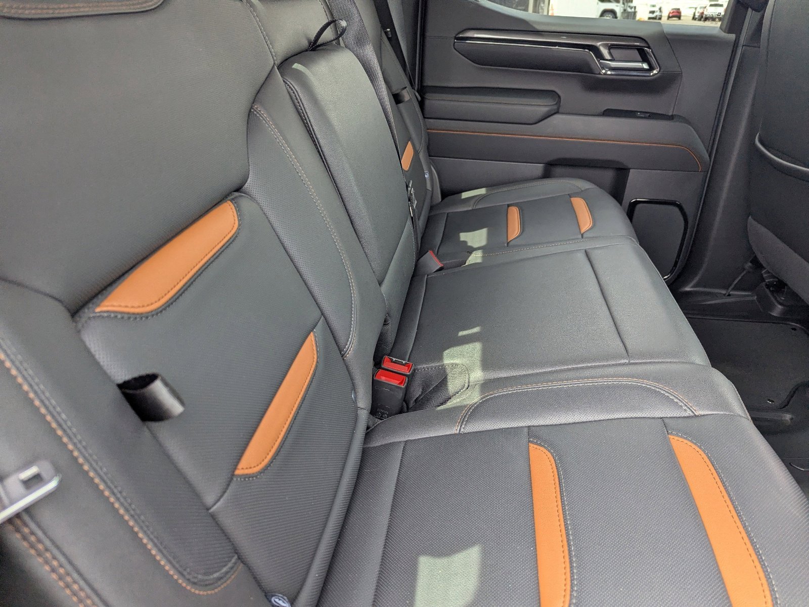 Used 2024 Onyx Black GMC AT4 image 11