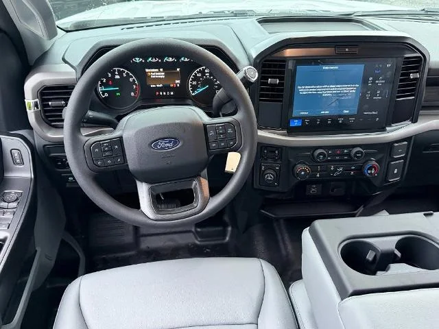 New 2026 Oxford White Ford XL image 29
