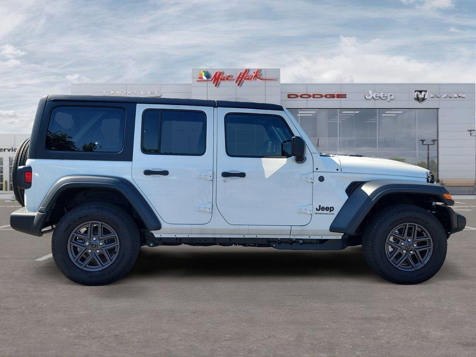 New 2026 Bright White Clear-Coat Exterior Paint Jeep Sport S image 6