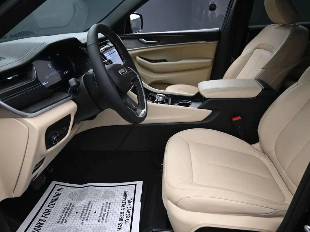 Used 2025 Black Jeep Limited image 16