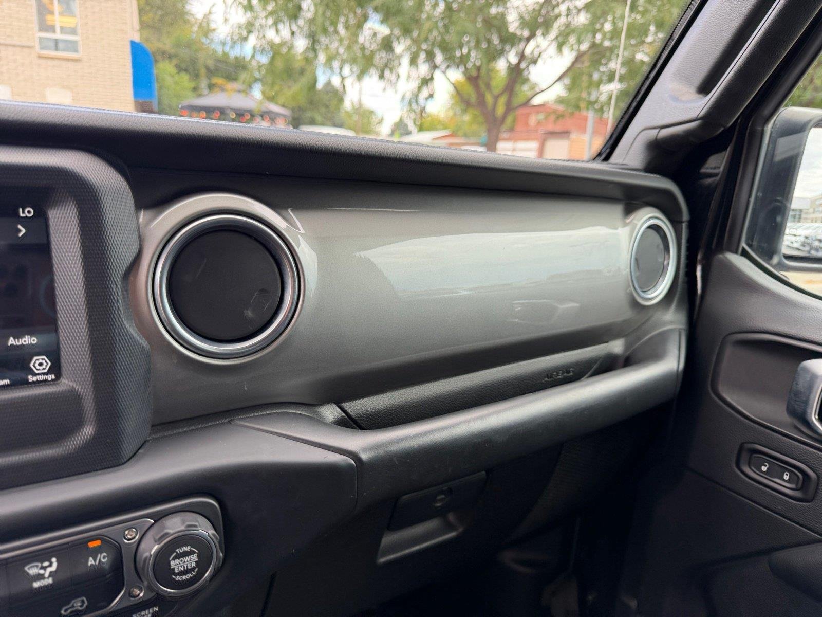 2019 Jeep Wrangler Unlimited Sahara - Photo 24