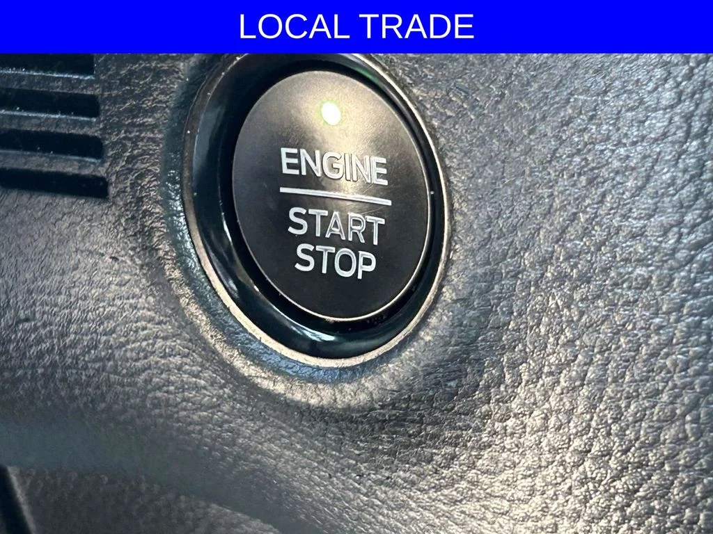 Used 2019 White Ford Lariat image 24
