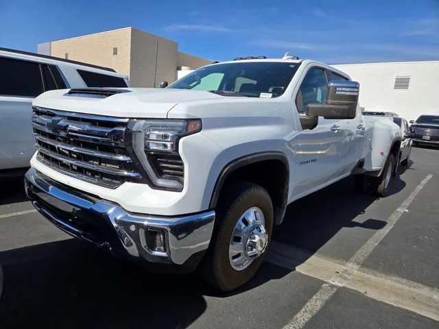 2025 Chevrolet Silverado 3500 HD LTZ DRW