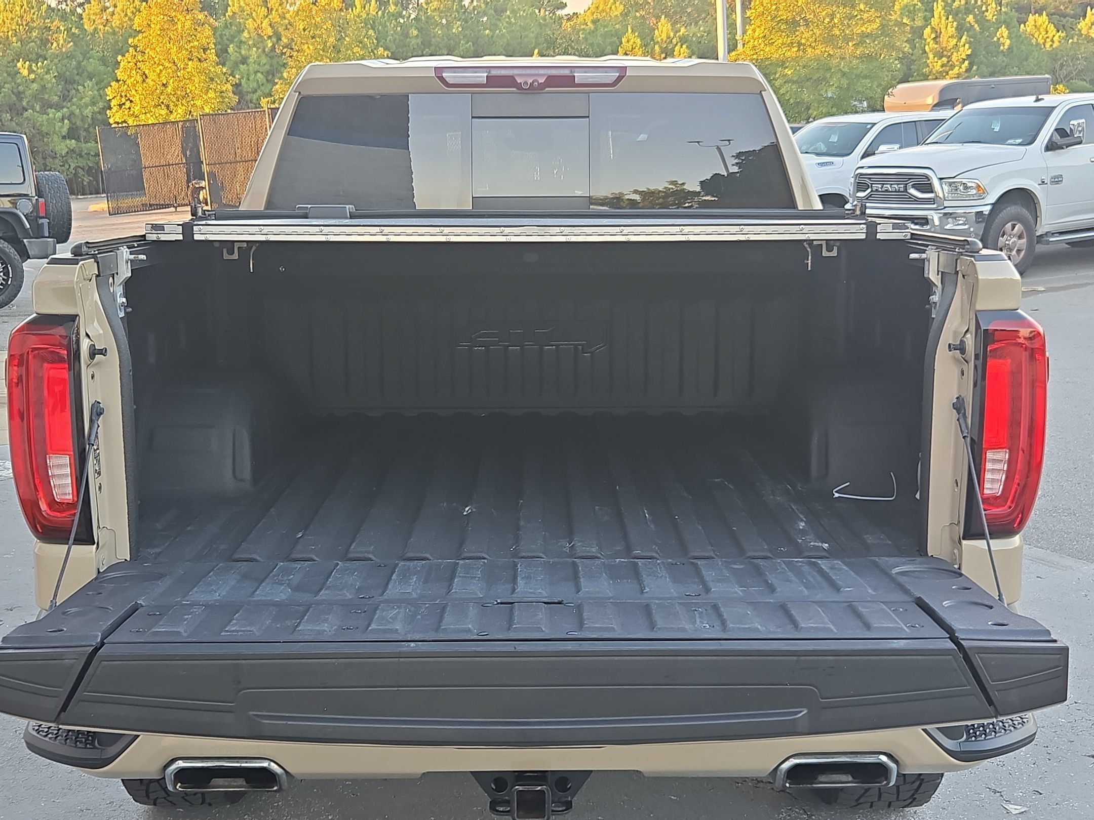 Used 2022 Desert Sand Metallic GMC AT4 image 18