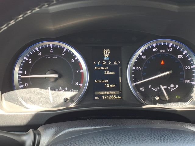 Used 2015 Silver Toyota Limited image 20
