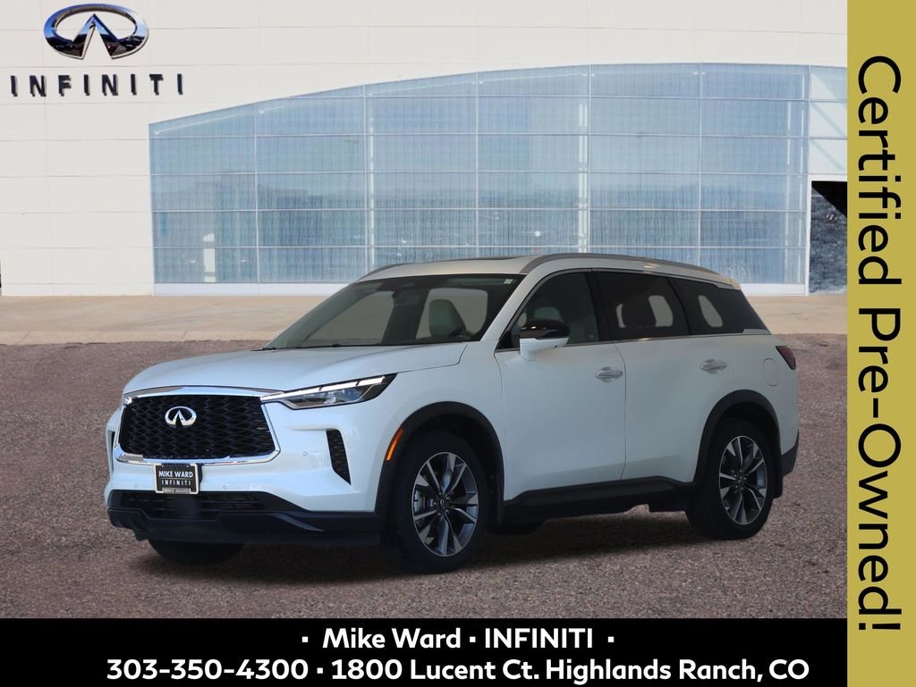 Certified Used 2025 White INFINITI LUXE image 1