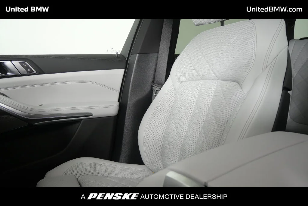 New 2026 Gray Metallic BMW xDrive40i image 23