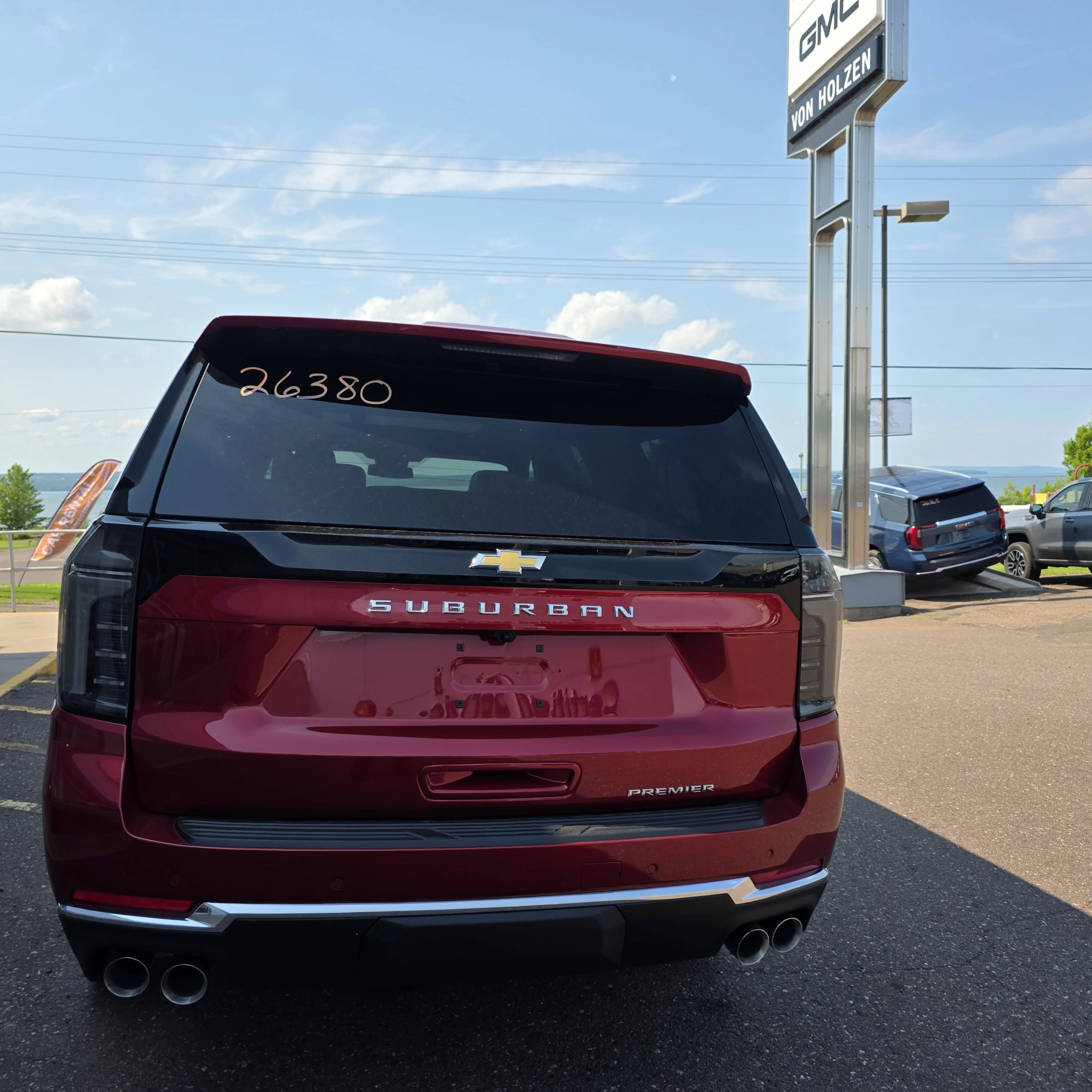 2026 Chevrolet Suburban Premier - Photo 3