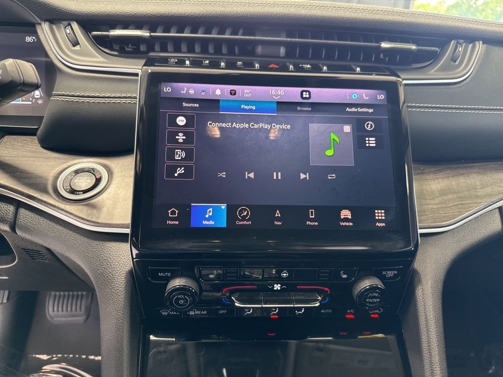 Used 2023 Black Jeep Limited image 18