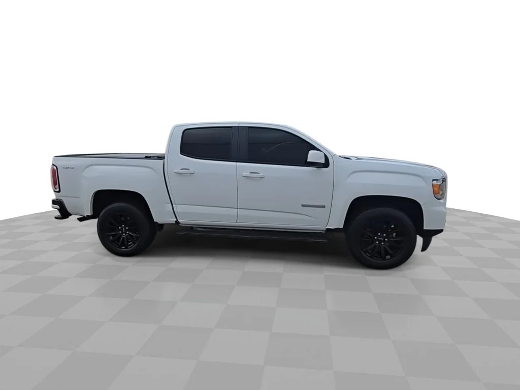 Used 2021 SUMMIT WHITE GMC 4WD Elevation image 9
