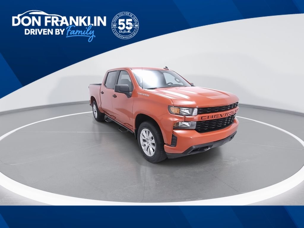 Used 2021 Red Chevrolet Custom image 1