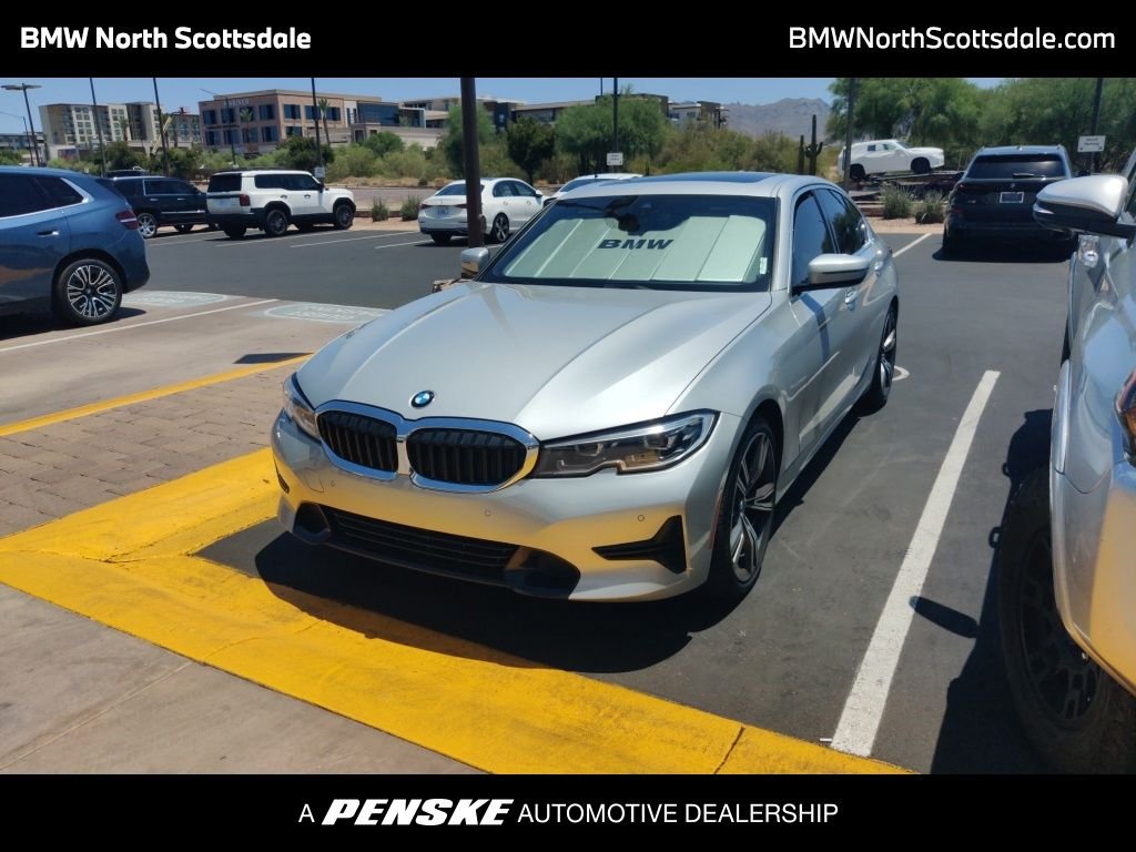2021 BMW 3 Series 330i Sedan's photo