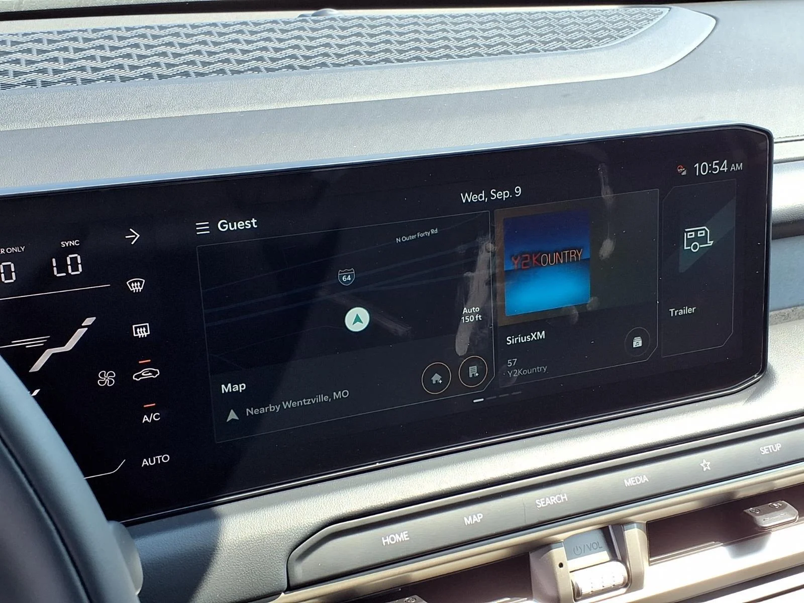 New 2027 Ivory Silver KIA EX AWD image 3