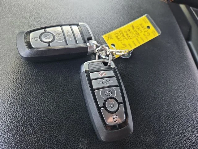 Used 2023 White Ford Tremor image 23