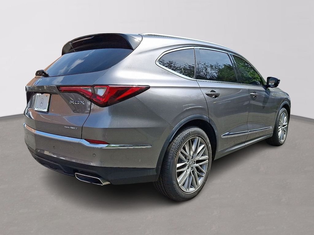 Used 2023 Majestic Black Pearl Acura Advance image 4
