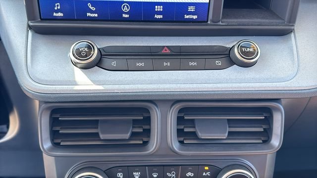 Used 2024 Red Ford Lariat image 29