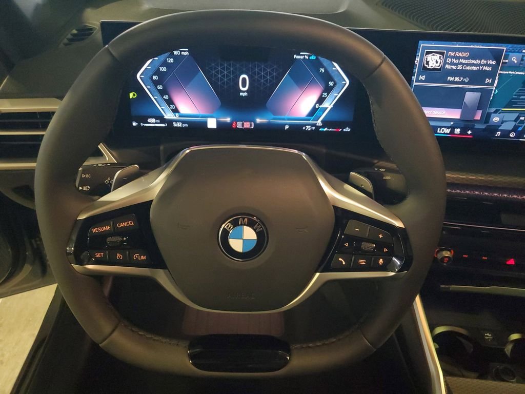 2025 BMW 3 Series 330i - Photo 18