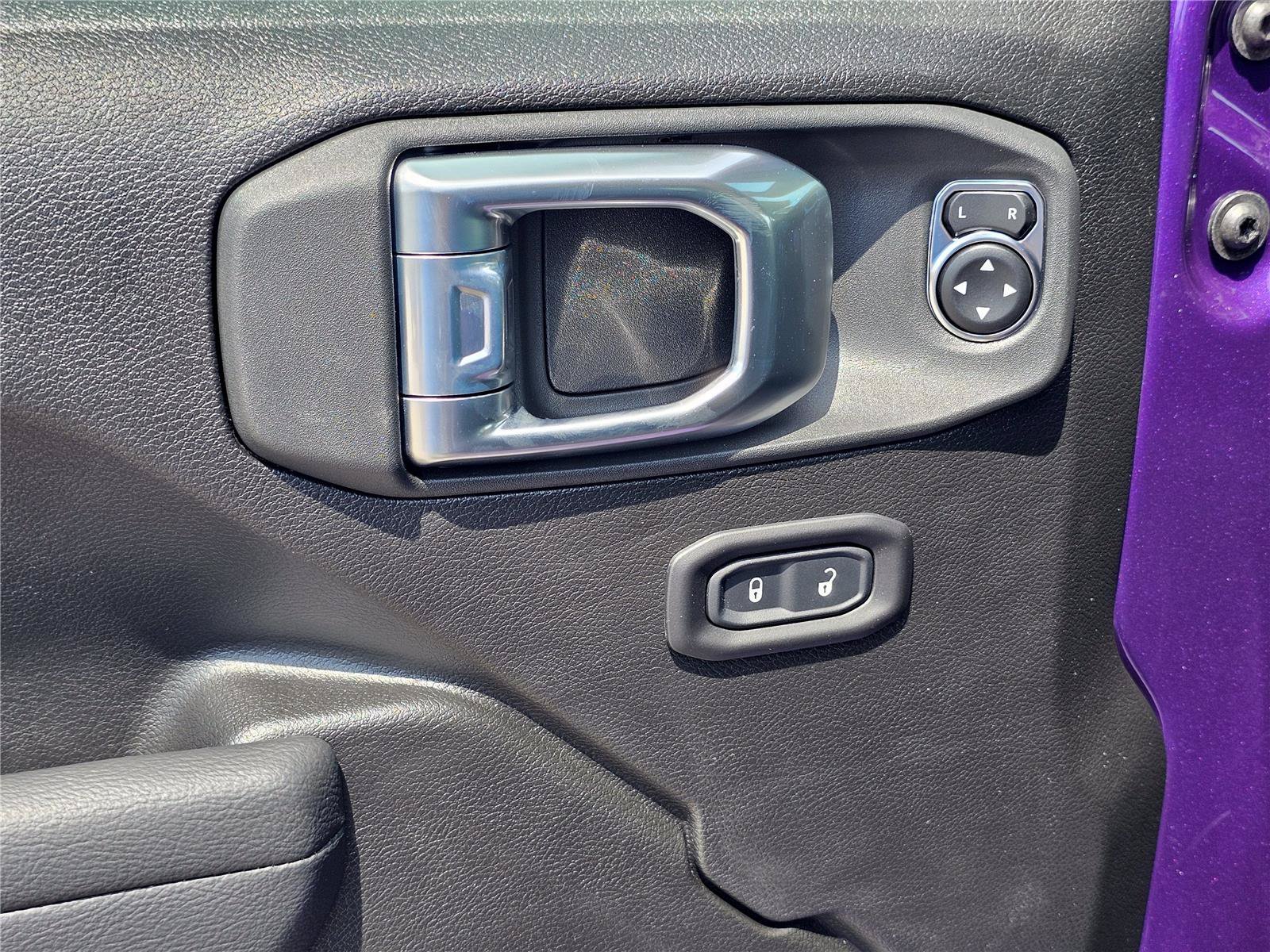 New 2026 Reign Jeep Sport S image 16