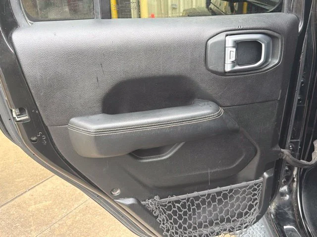 Used 2019 Black Jeep Unlimited Sahara image 12