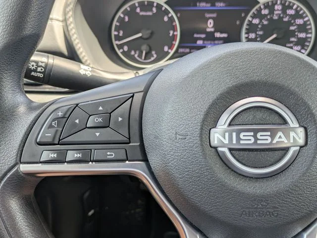 Used 2025 Gray Nissan SV image 14