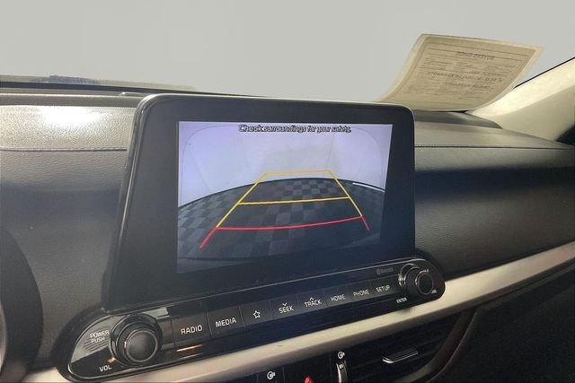 Used 2020 Gray Kia FE image 4