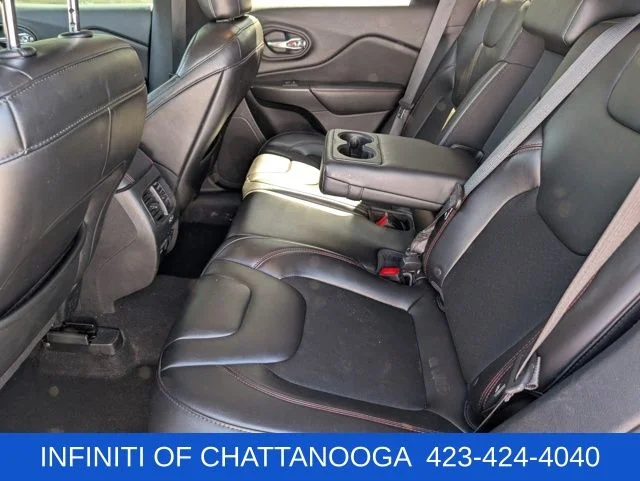 Used 2019 White Jeep Trailhawk image 20