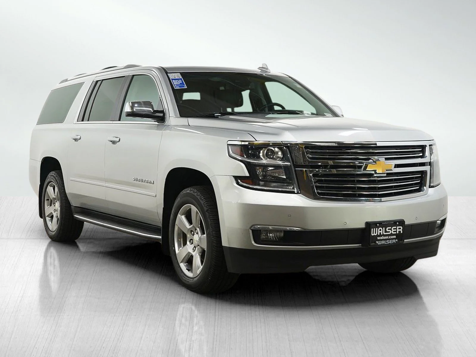 Used 2018 Silver Ice Metallic Chevrolet Premier image 7