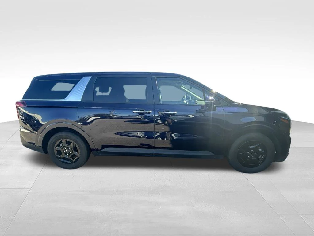 Used 2026 Blue Kia LXS image 7