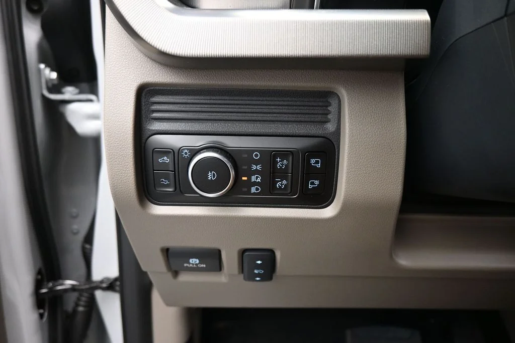 New 2026 Avalanche Ford Platinum image 14