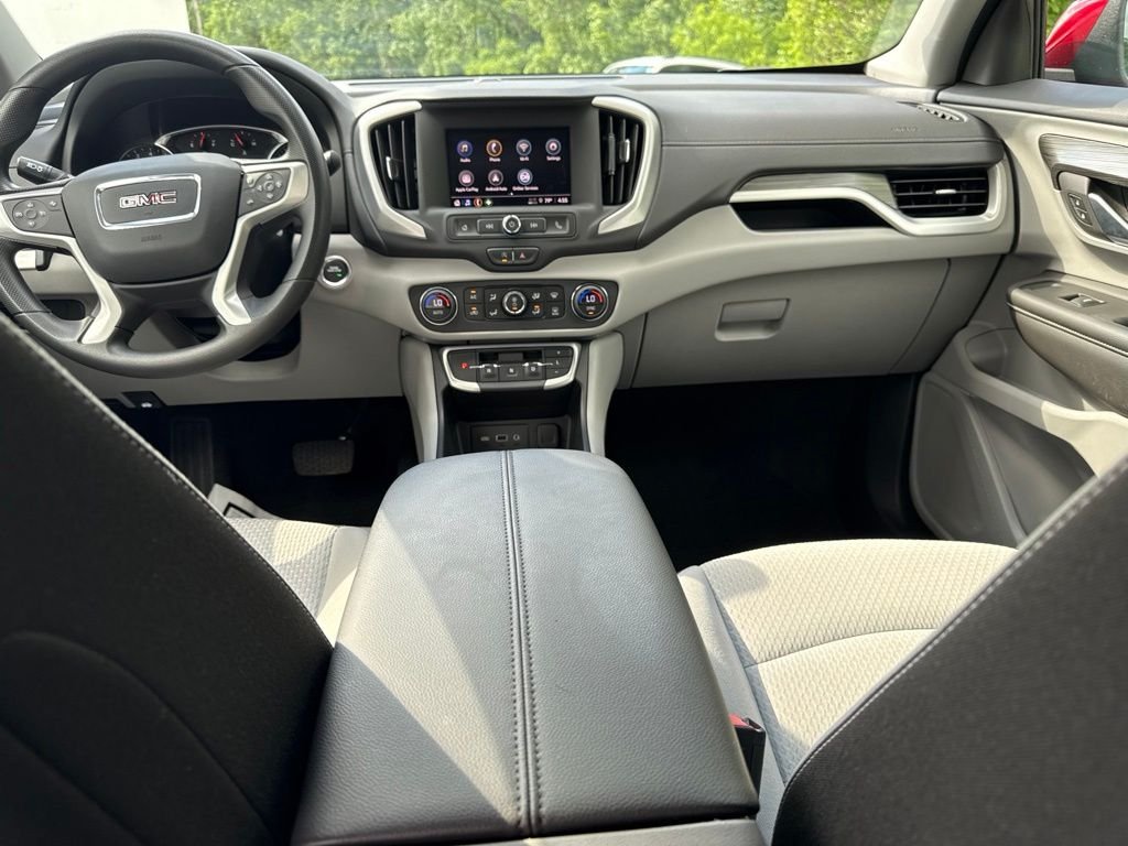 Used 2023 Red GMC SLE image 18