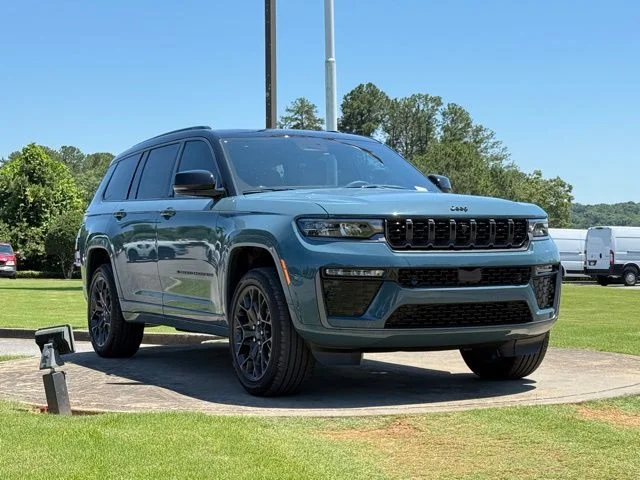 New 2026 Steel Blue Exterior Paint Jeep Summit image 1