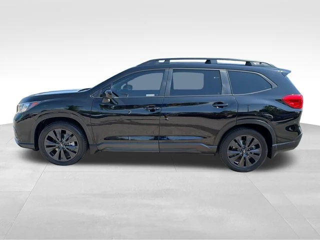 Used 2022 Black Subaru Onyx Edition image 4