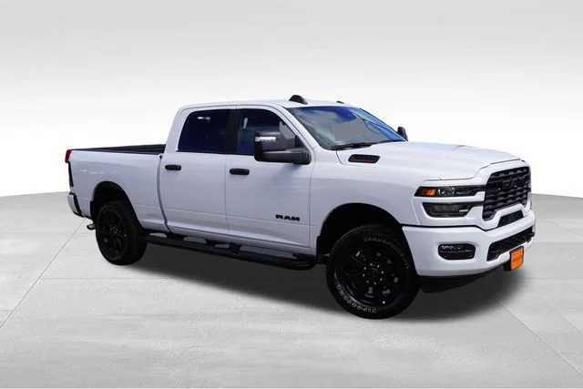 Used 2025 White Ram Big Horn image 2