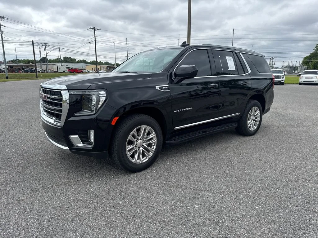 Used 2023 Black GMC SLT image 1