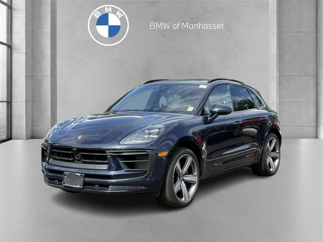 2023 Porsche Macan S's photo