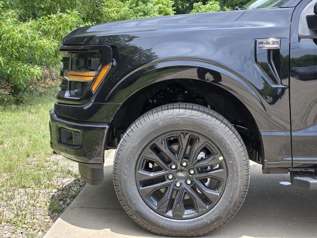 New 2026 Agate Black Metallic Ford XLT image 26