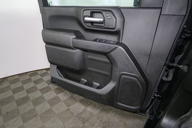 Used 2022 Black Chevrolet Custom image 30