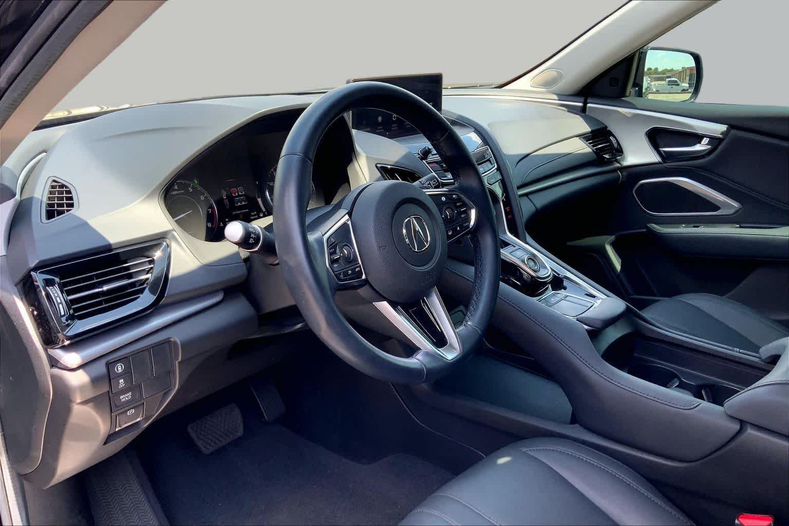 Used 2024 Majestic Black Pearl Acura  image 17