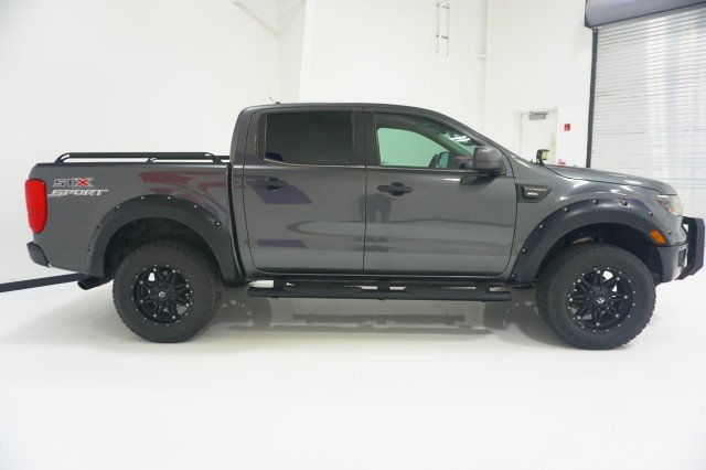 Used 2019 Magnetic Metallic Ford LARIAT image 4